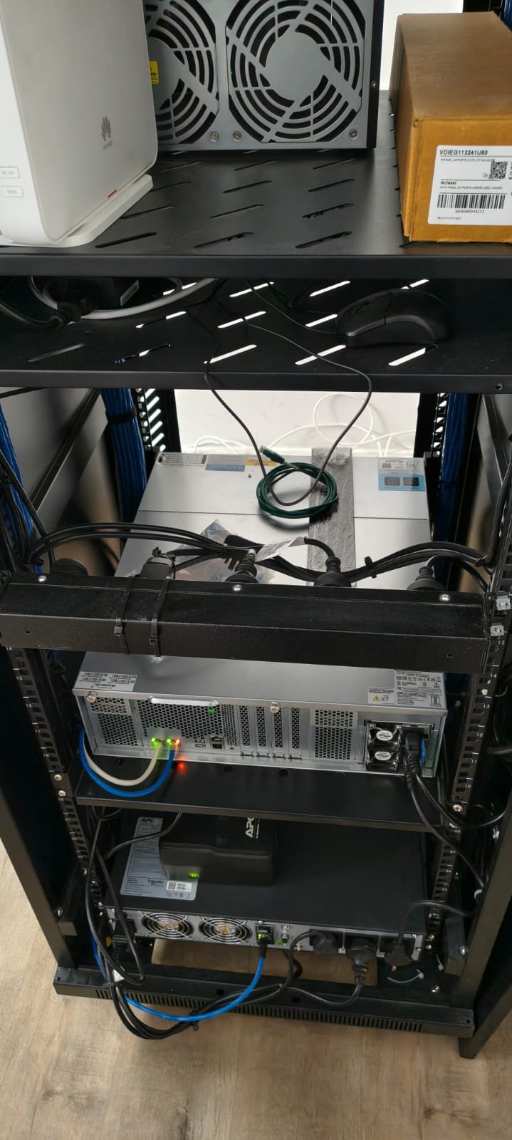 Patch panels para distribución de cableado estructurado