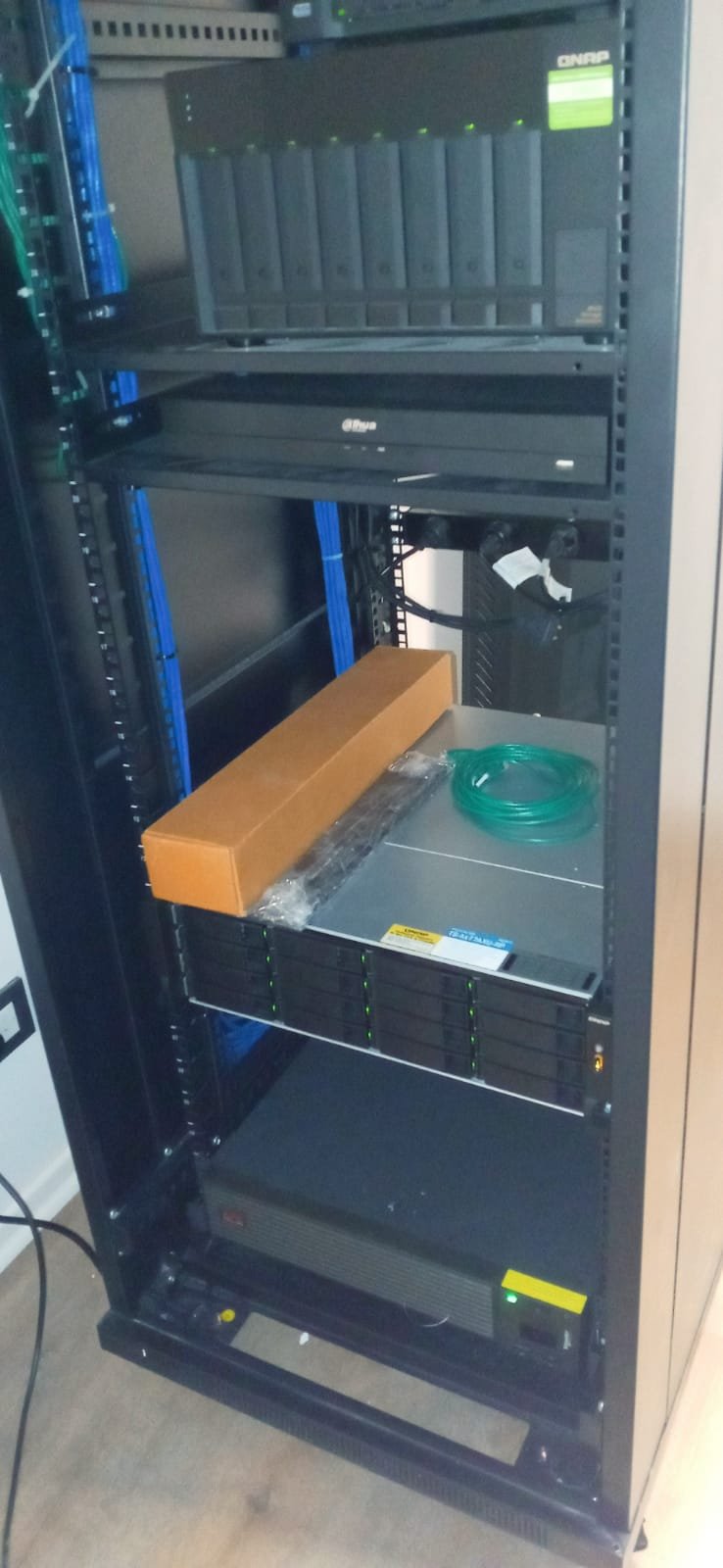 Conectividad de servidor dentro de una red LAN 10 Gb/s